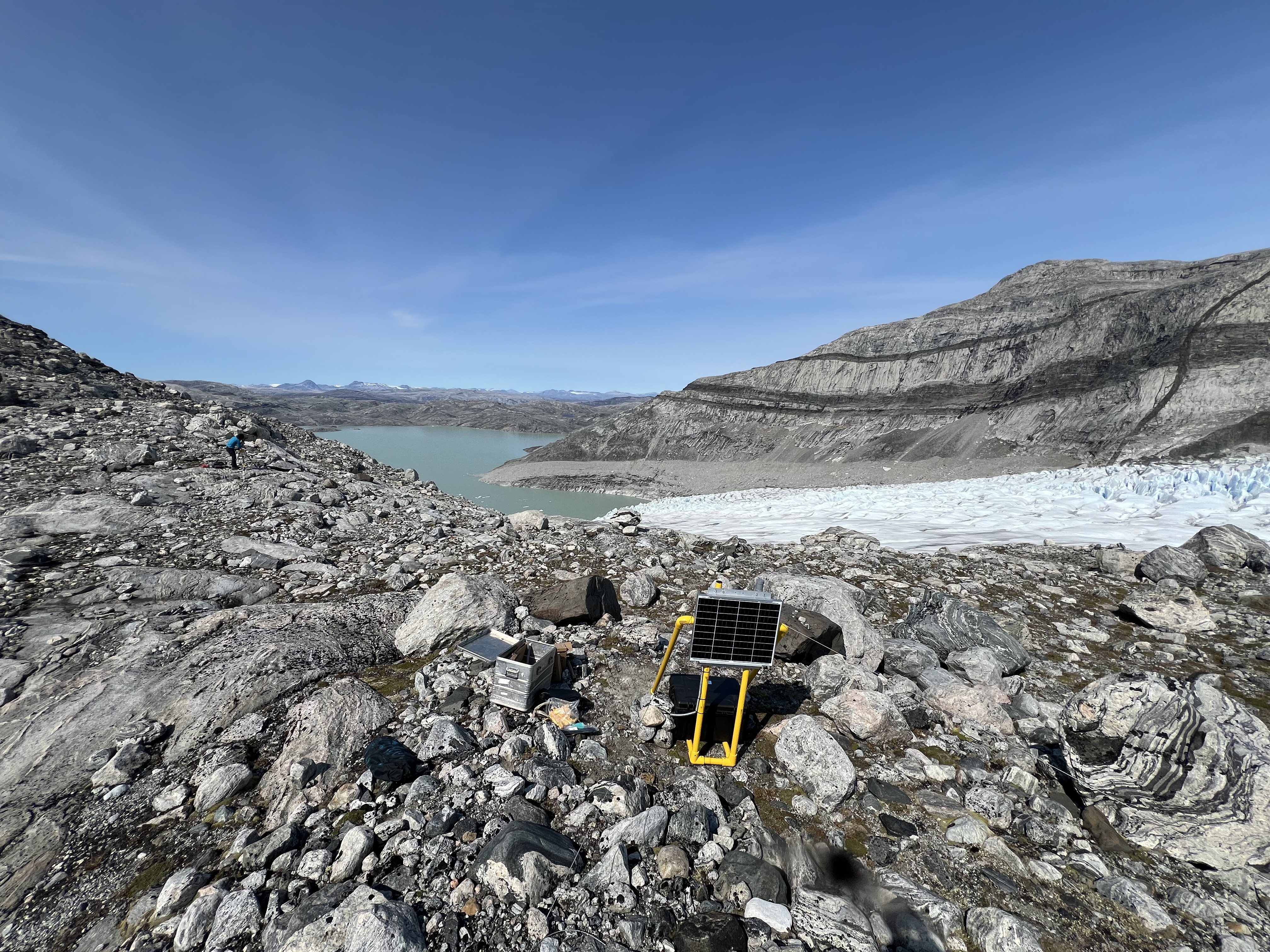 Passive seismic station at the lake terminating glacier.